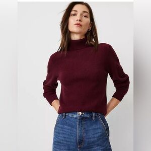 Ann Taylor Cashmere Ribbed Turtleneck Sweater Rich Burgundy Size Medium